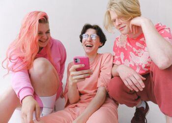 find the Smartphone Technology