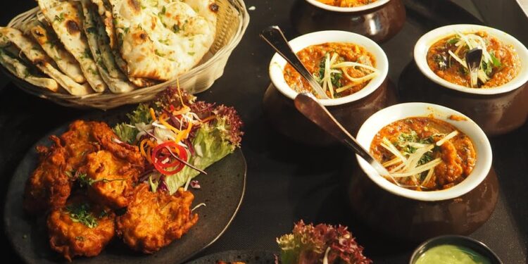 What is the popular food in India 2022?