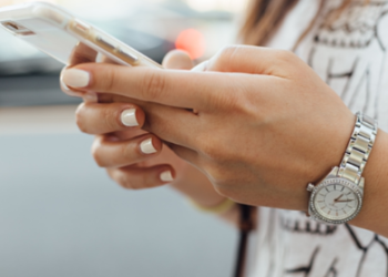 How To Choose The Right Mobile For You: A Guide To Buying Your Next Smartphone