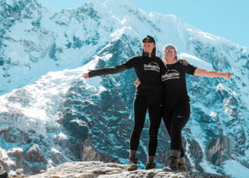 Travel from Home: Virtual Tours of Famous Landmarks and Hidden Gems