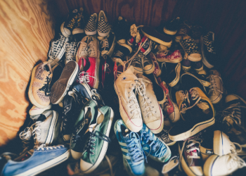 The Perfect Pair: Matching Your Shoes and Clothes Like a Pro