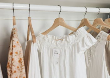 Unleash Your Inner Fashionista: Shop Our Collection of Unique and Eye-Catching Clothes