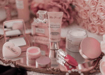 Why Jomashop is Every Fragrance Lover’s Paradise for Quality Scents