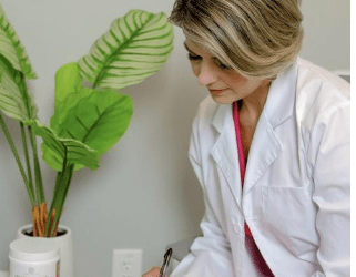 Amy Myers MD Website Review: Why You Should Buy Supplements That Nourish Your Body