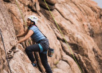Od lin po uprzęże: zaspokoj wszystkie swoje potrzeby związane ze sprzętem wspinaczkowym na 8a.pl