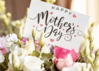 Bouqs Website Review: The Perfect Place to Purchase Flowers for Mother’s Day
